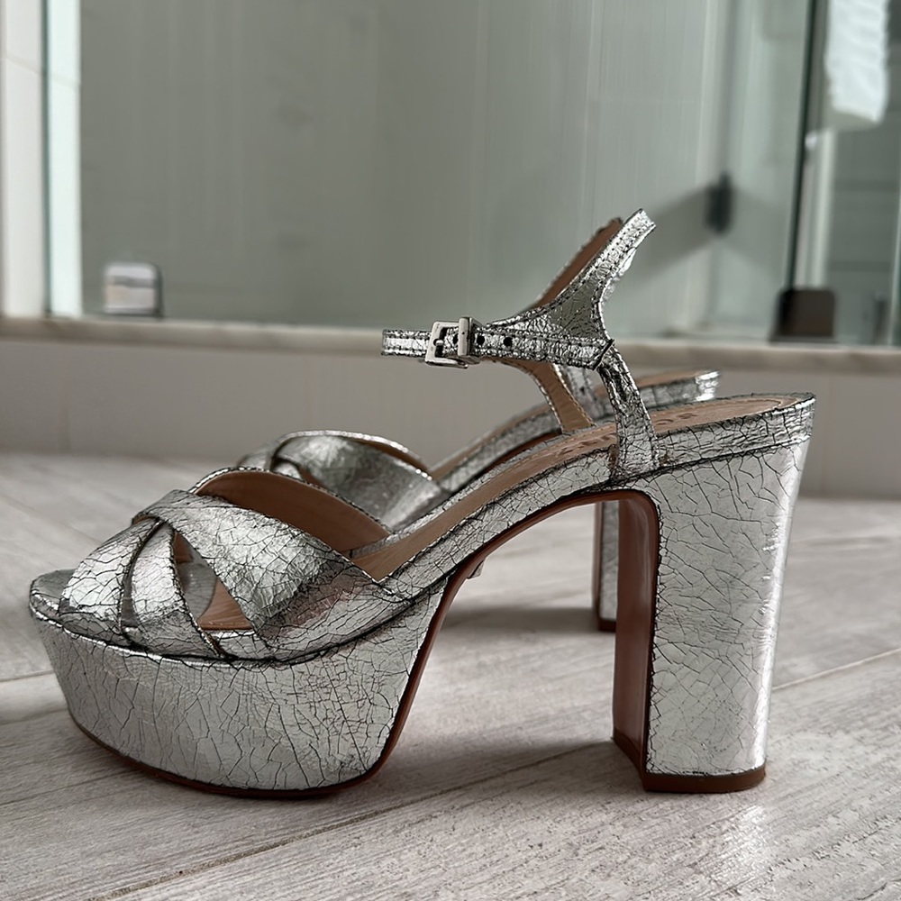 Schutz Keefa platform sandals